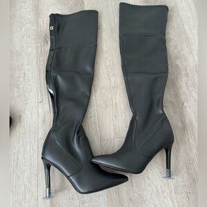 Elegant Black Stiletto Boots